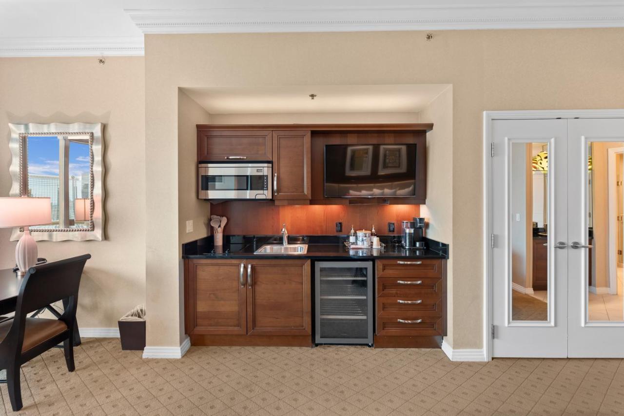 Lucky Gem Penthouse & Luxury Suites At Signature Resort, Balcony Strip View 3505 ラスベガス エクステリア 写真