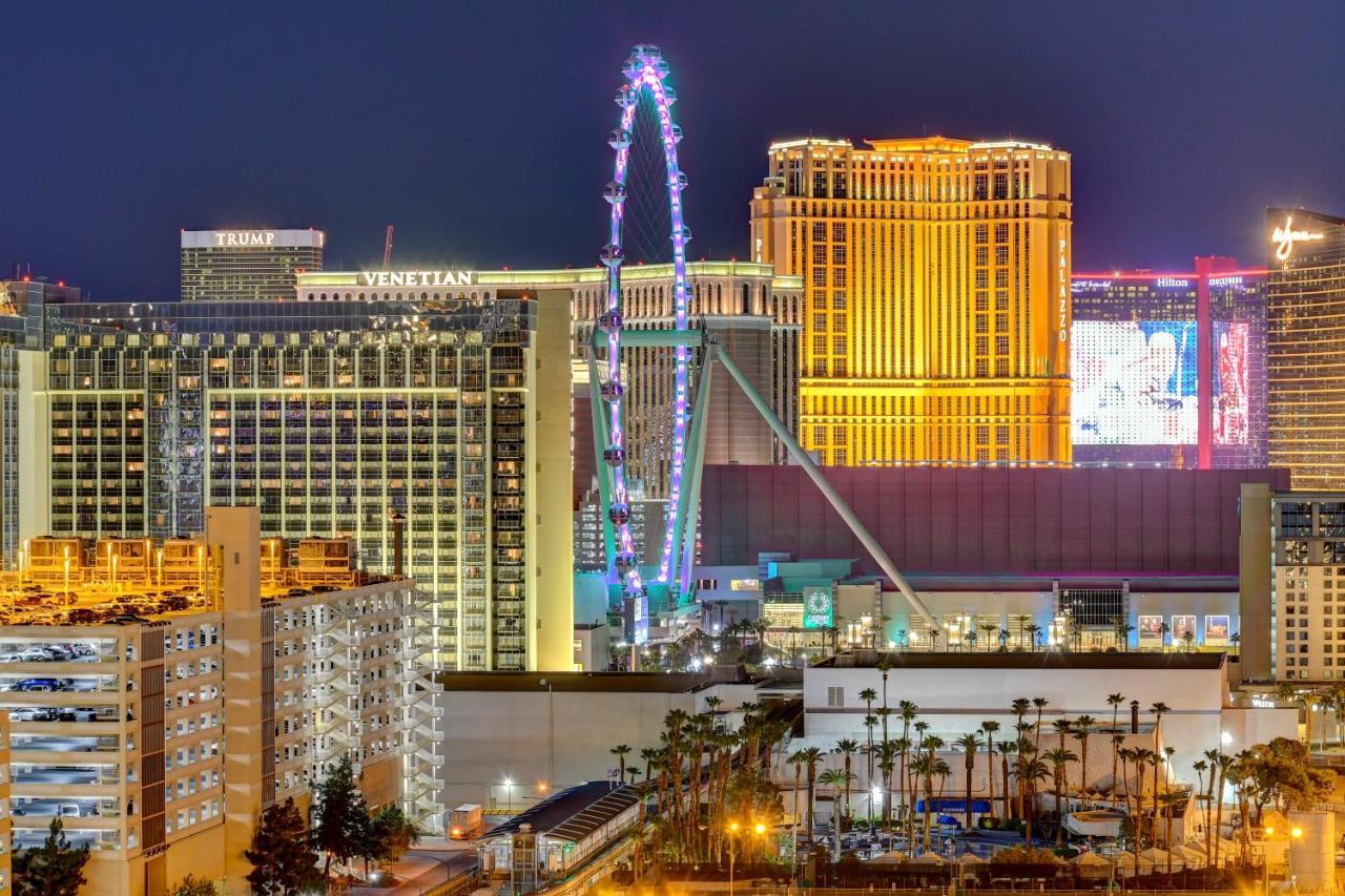 Lucky Gem Penthouse & Luxury Suites At Signature Resort, Balcony Strip View 3505 ラスベガス エクステリア 写真