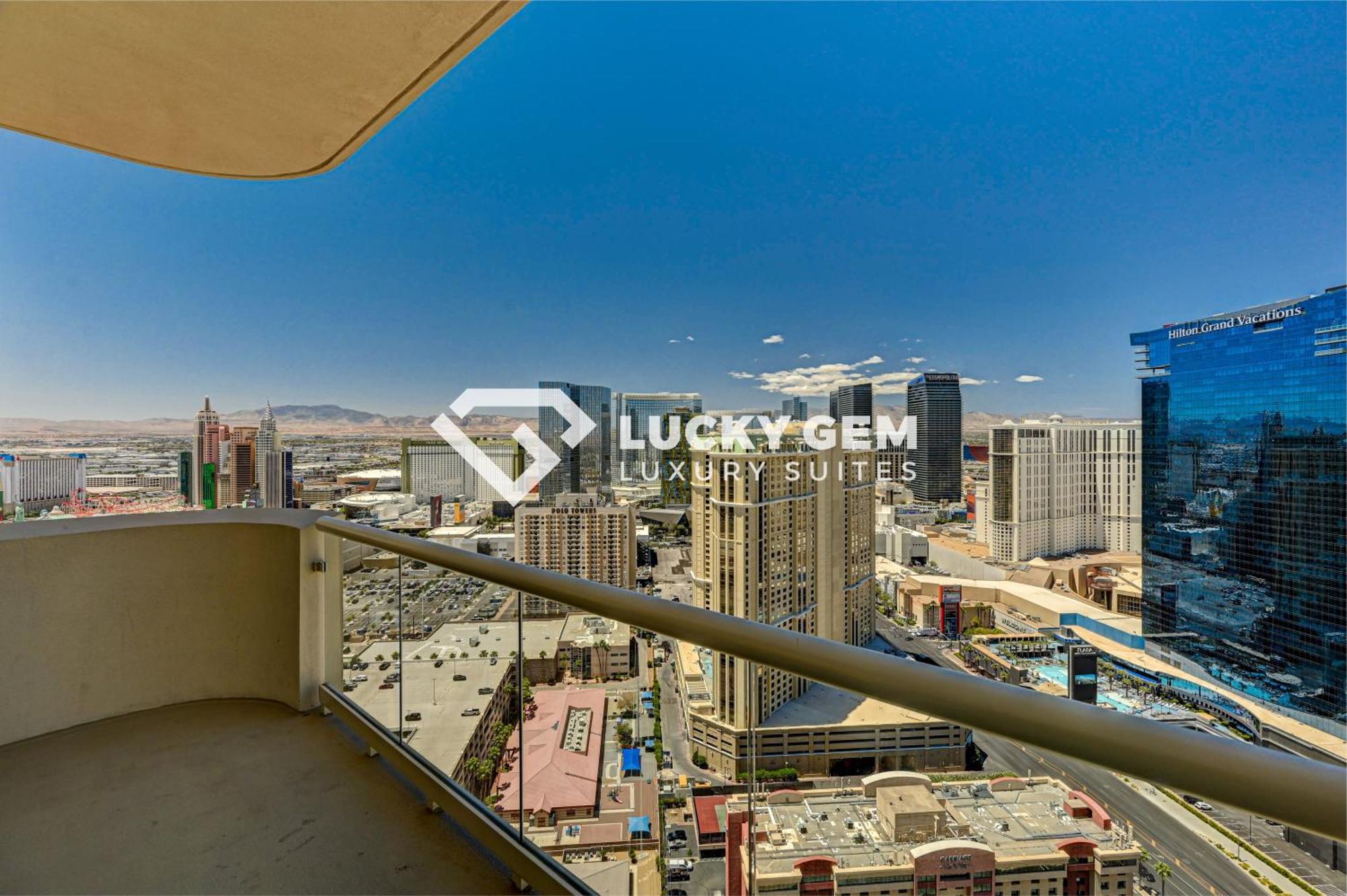 Lucky Gem Penthouse & Luxury Suites At Signature Resort, Balcony Strip View 3505 ラスベガス エクステリア 写真