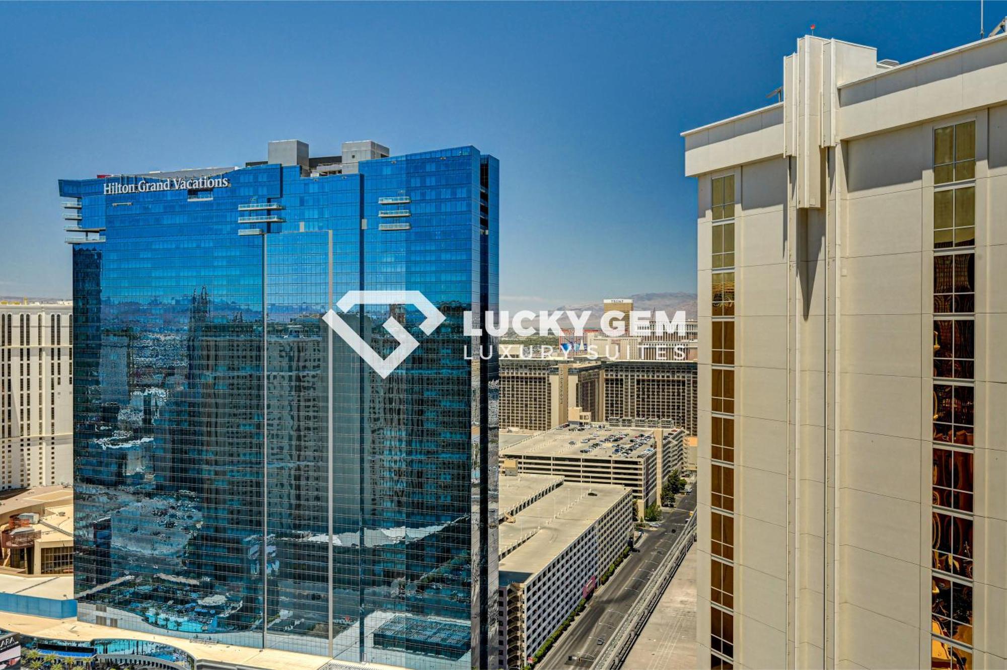 Lucky Gem Penthouse & Luxury Suites At Signature Resort, Balcony Strip View 3505 ラスベガス エクステリア 写真