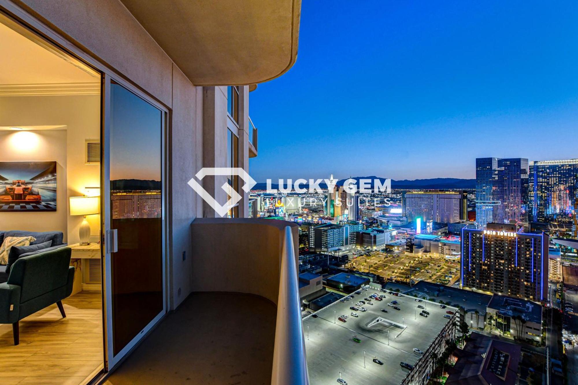 Lucky Gem Penthouse & Luxury Suites At Signature Resort, Balcony Strip View 3505 ラスベガス エクステリア 写真