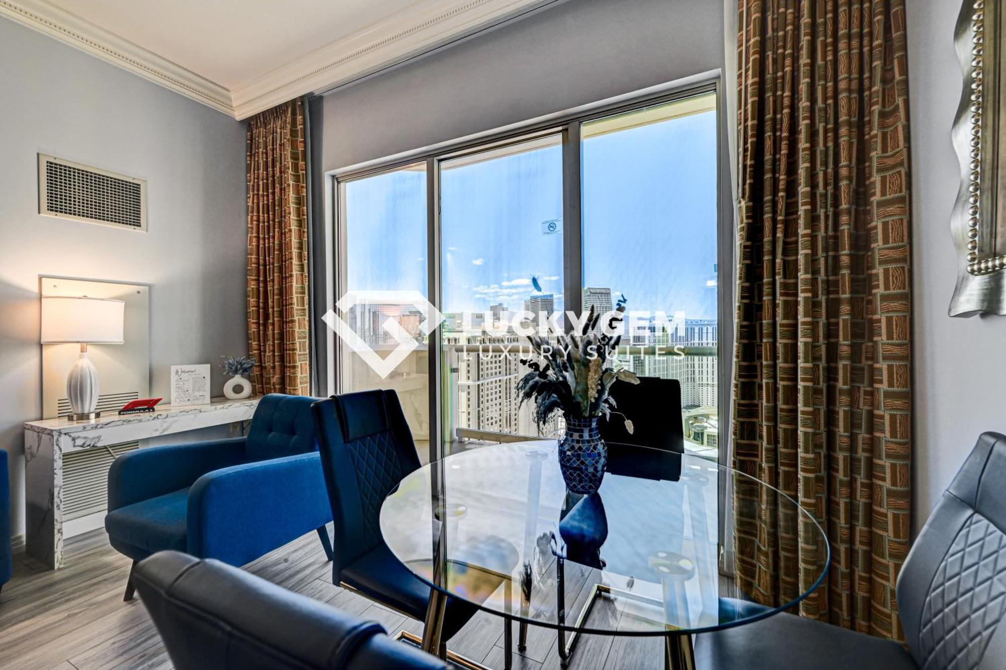 Lucky Gem Penthouse & Luxury Suites At Signature Resort, Balcony Strip View 3505 ラスベガス エクステリア 写真