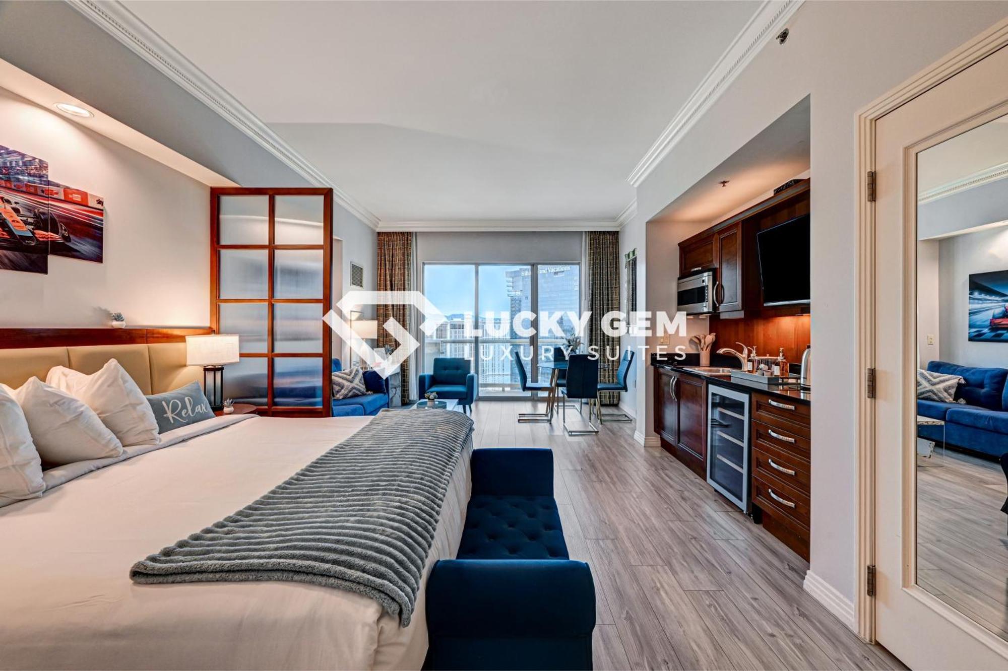 Lucky Gem Penthouse & Luxury Suites At Signature Resort, Balcony Strip View 3505 ラスベガス エクステリア 写真