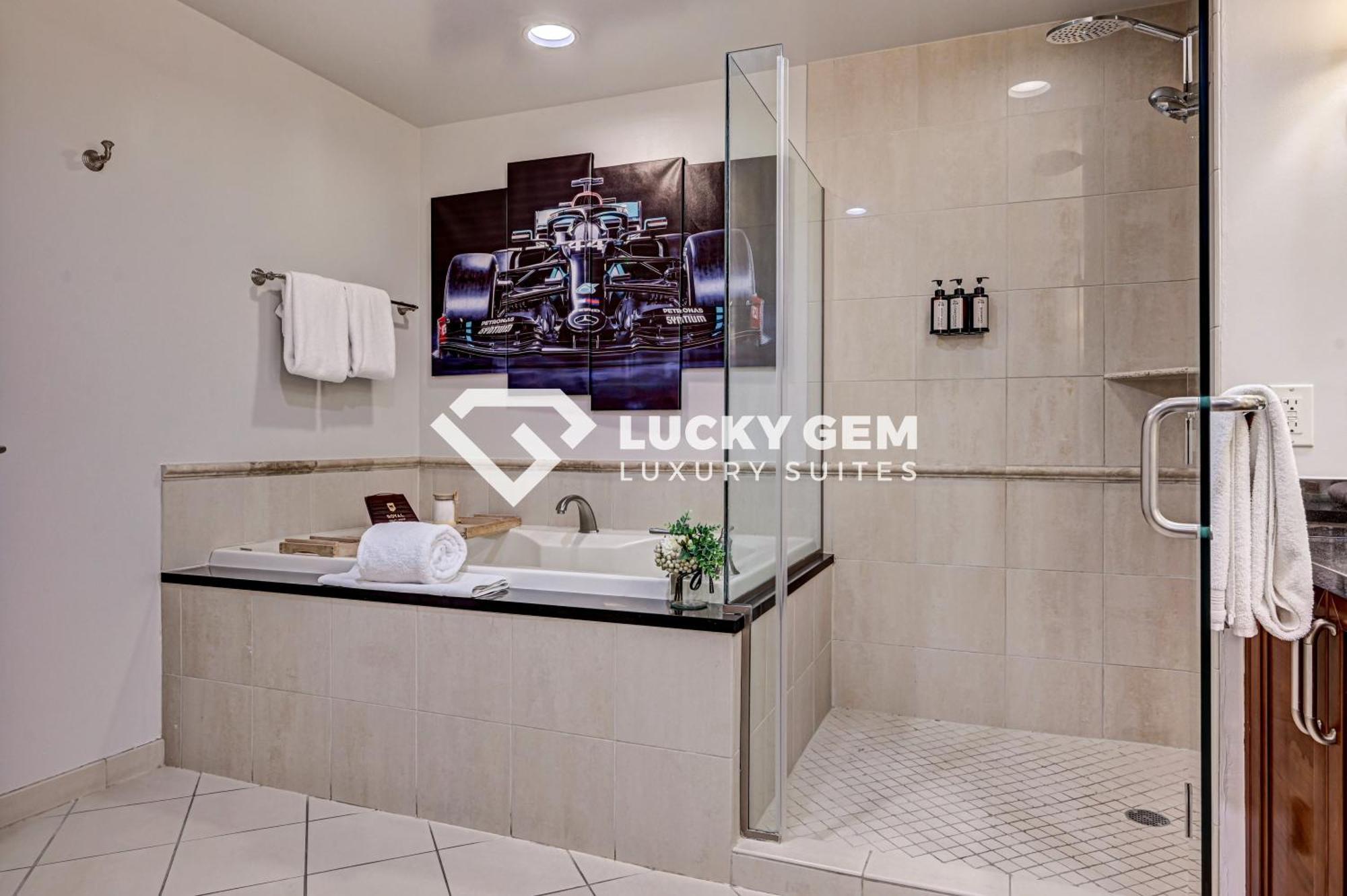 Lucky Gem Penthouse & Luxury Suites At Signature Resort, Balcony Strip View 3505 ラスベガス エクステリア 写真