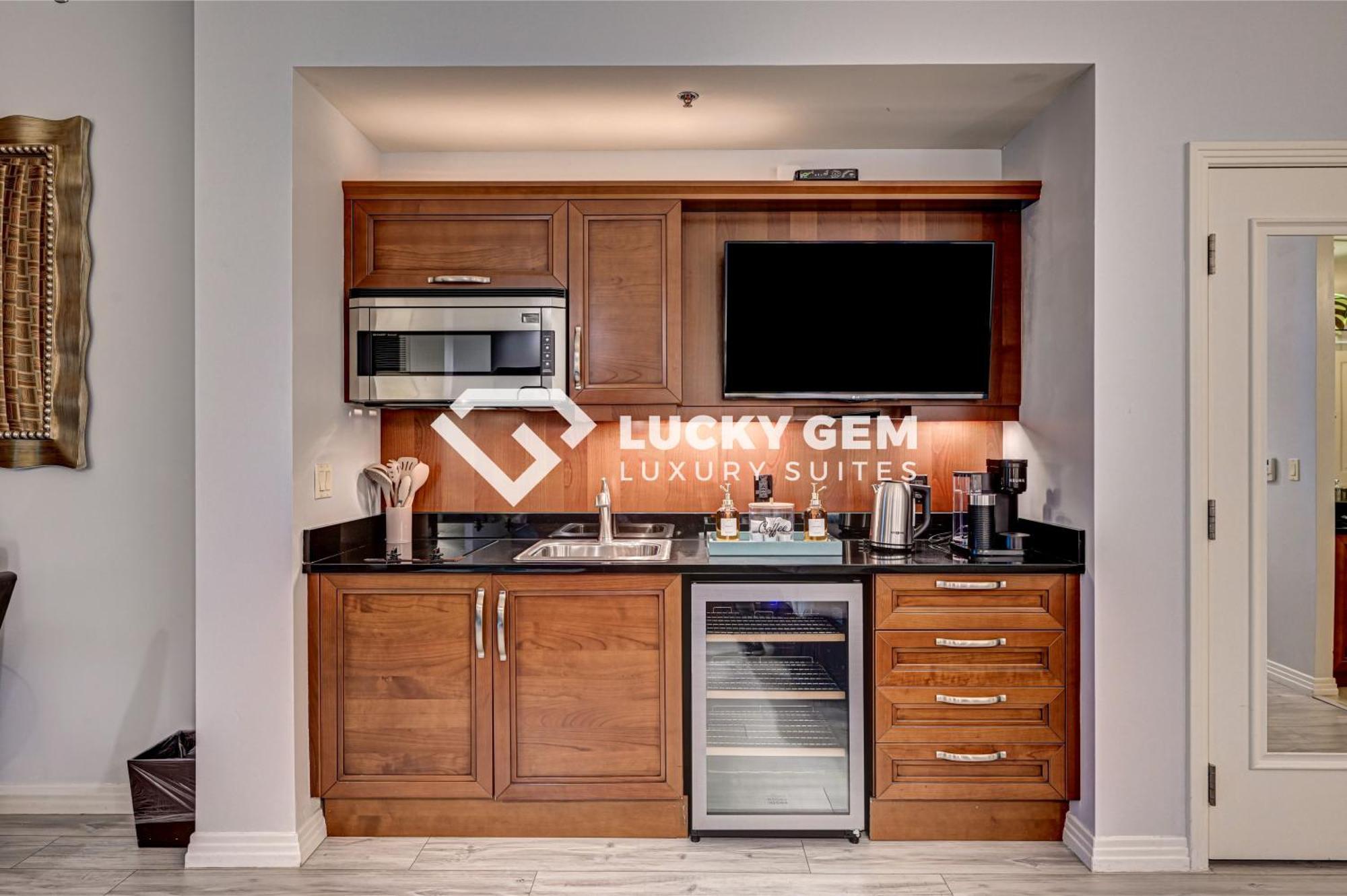 Lucky Gem Penthouse & Luxury Suites At Signature Resort, Balcony Strip View 3505 ラスベガス エクステリア 写真